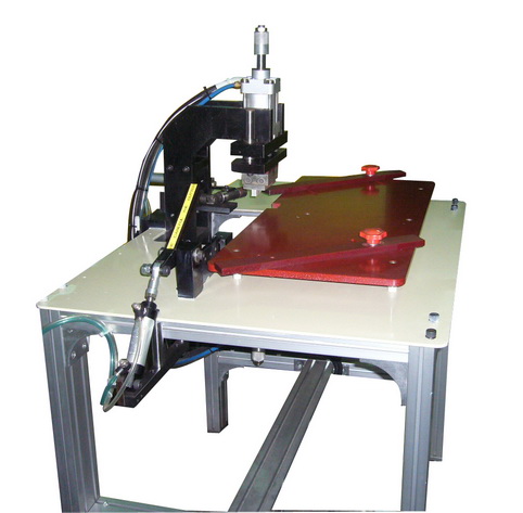 Bec Insertion & Sealing Machine